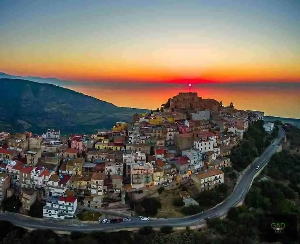 La Casa Dei Nonni Villa Caronia Vakantiehuis